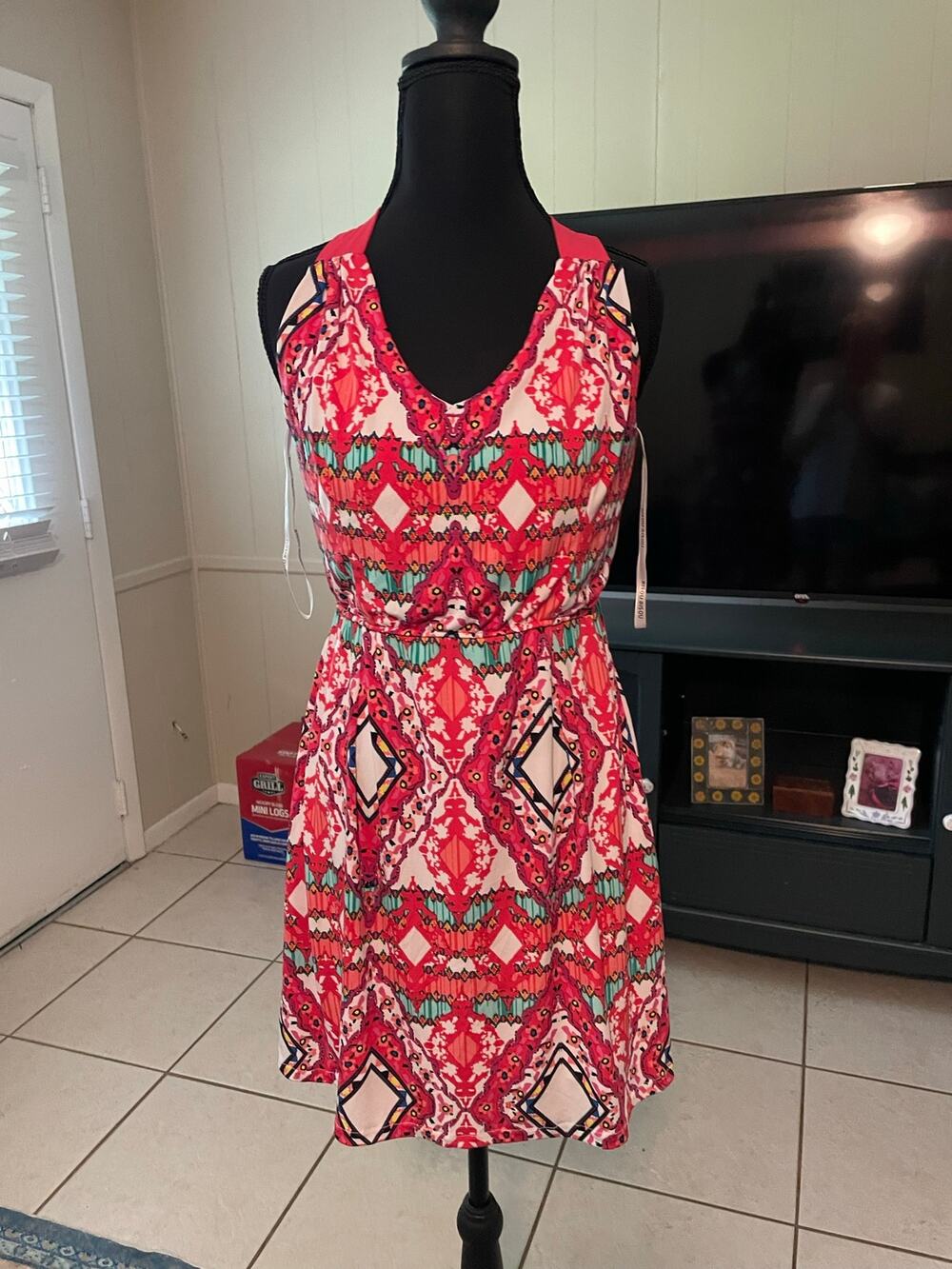 Women’s Bisou Graphic Modern Dress Size Small/Medium